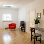 Gerstner Opera Residences